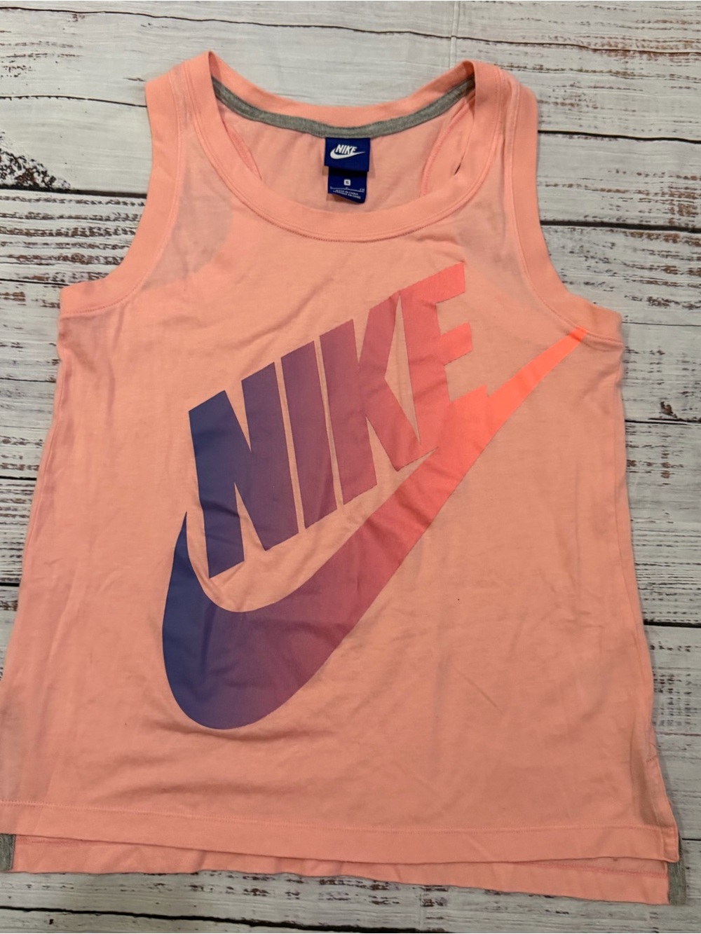 Nike Peach Tank with Purple-to-Pink Gradient Swoosh sleeveless women’s small